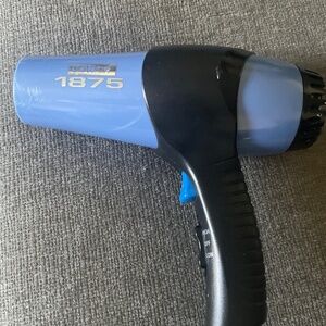 Hair dryer
